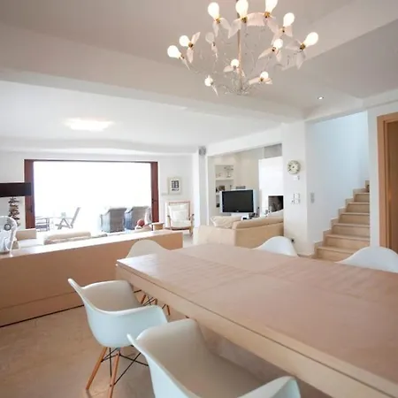Luxury Seafront Filothei, Halkidiki 别墅 *